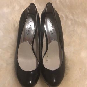Michael Kors platform stiletto pump